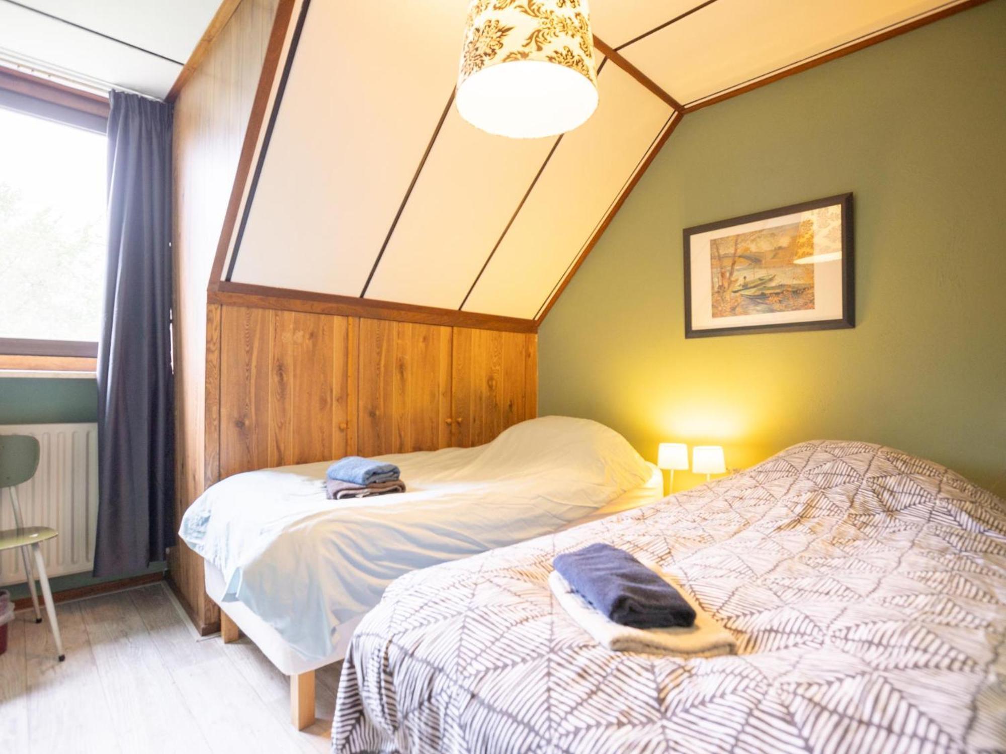 Steenenburg Zicht Nieuwkuijk Buitenkant foto